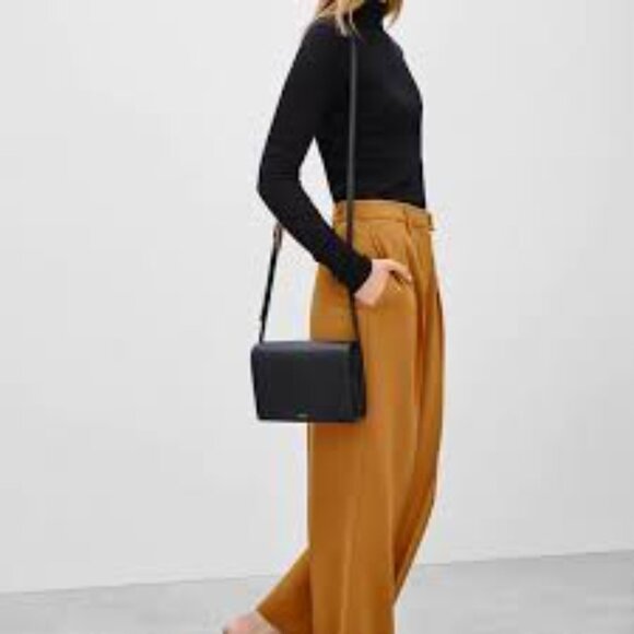 Aritzia Auxiliary Calisch Leather Flap Crossbody Black lined shoulder mini bag - Picture 1 of 9